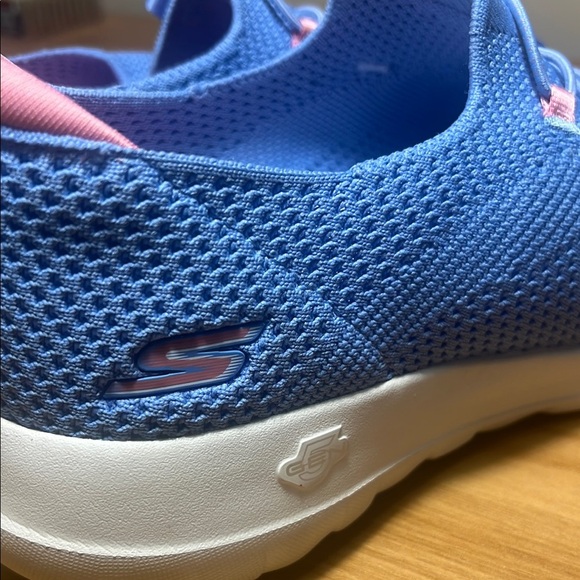 Skechers Women's Blue and Pink Athletic Shoes - Picture 6 of 6